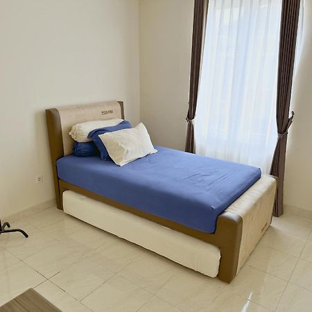 Blessimore Springhill 4Br ปาเลมบัง ภายนอก รูปภาพ